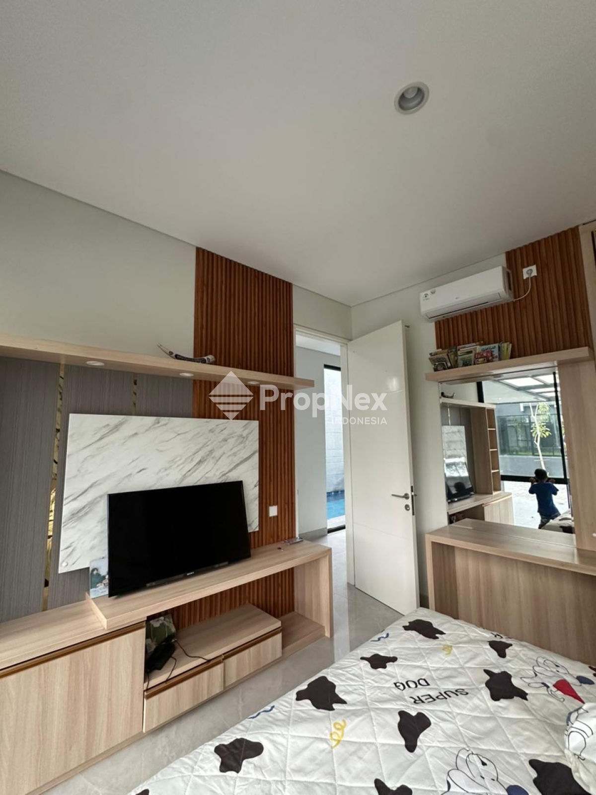 Rumah Citraland Pelican Hills Gress Fully Furnished — foto 7